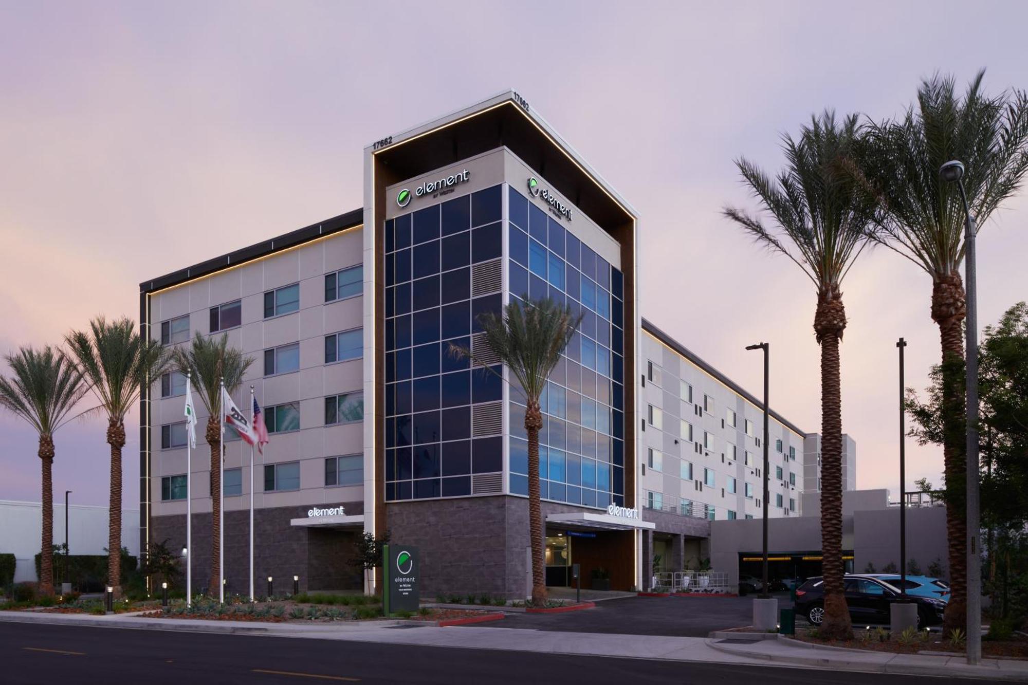 Element Irvine Hotel Exterior photo